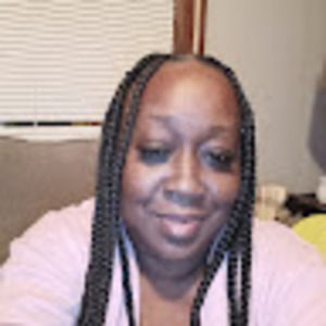 Meet your Posher, Dominque